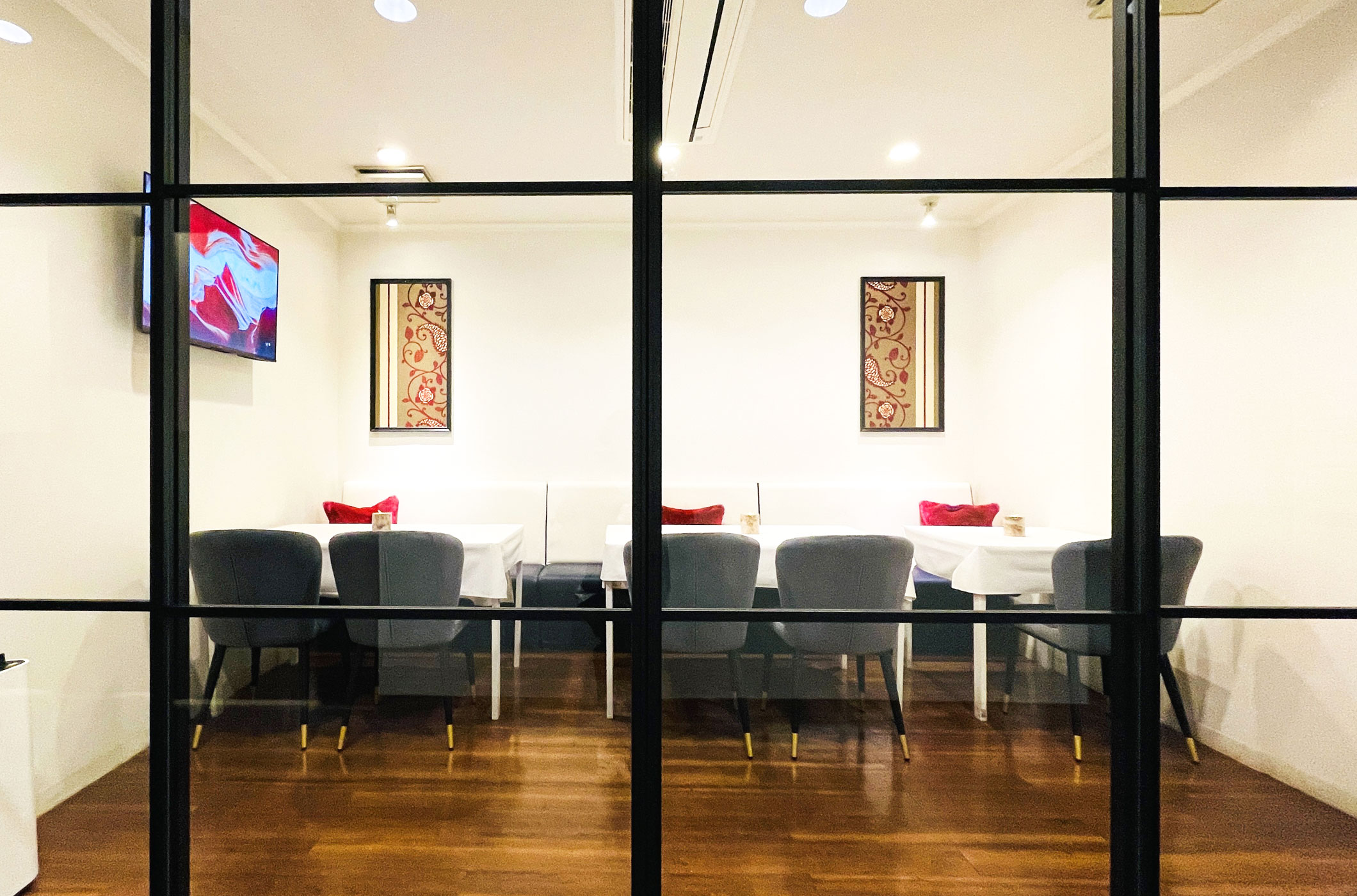 レストラン個室